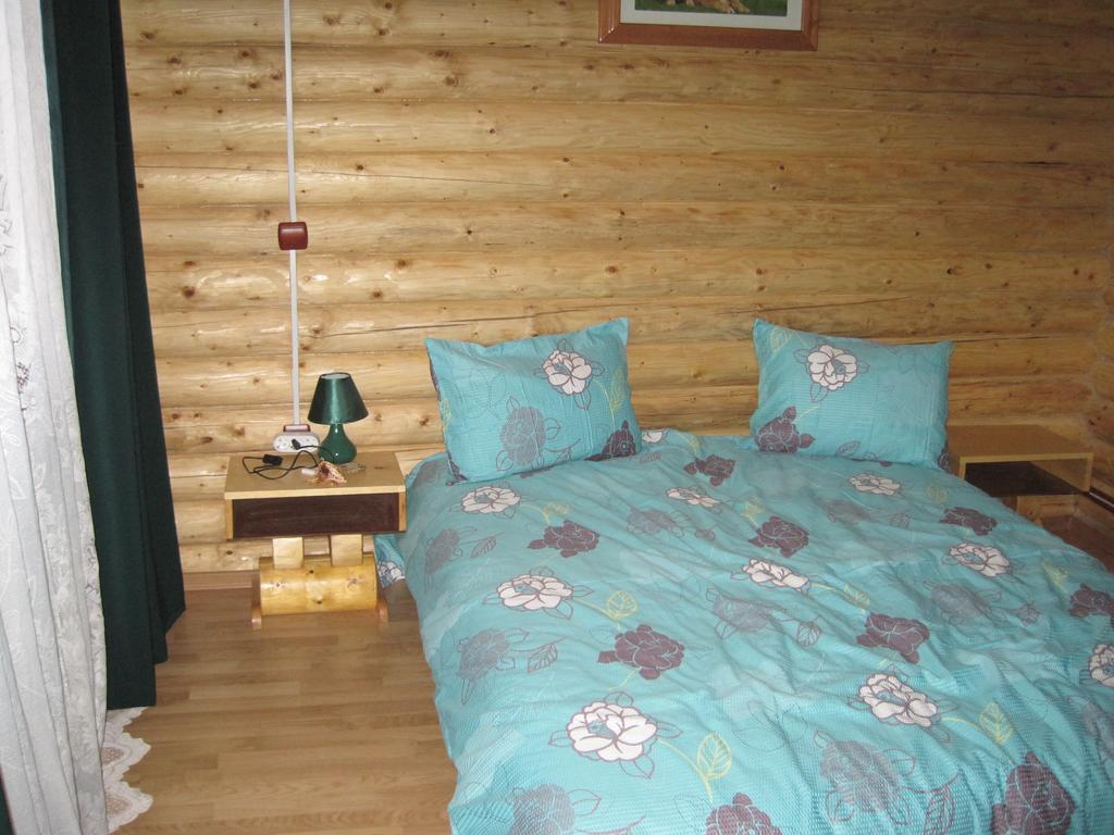 Cabana Bradul Rodna Esterno foto