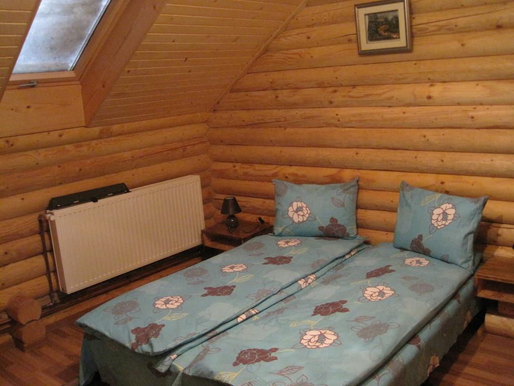 Cabana Bradul Rodna Esterno foto