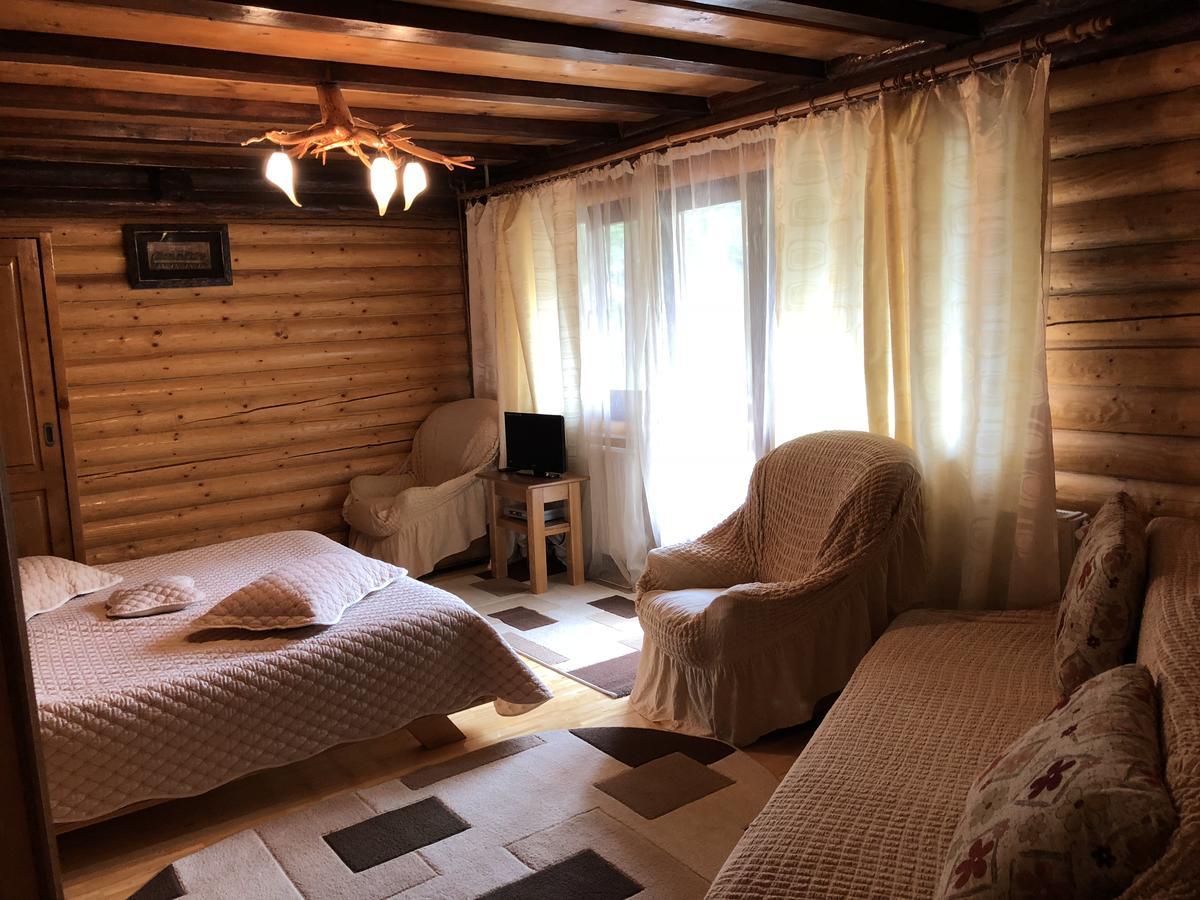 Cabana Bradul Rodna Esterno foto