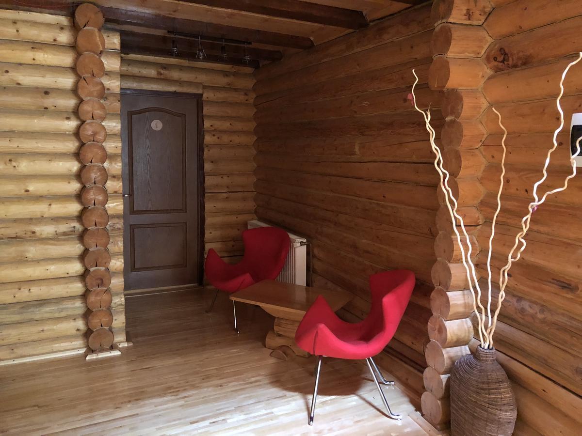 Cabana Bradul Rodna Esterno foto